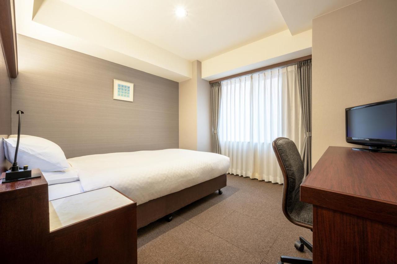 Niigata Grand Hotel Exterior photo